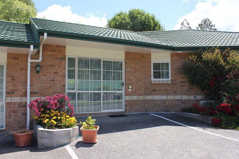 Aspen Court Motel Taihape Exterior photo