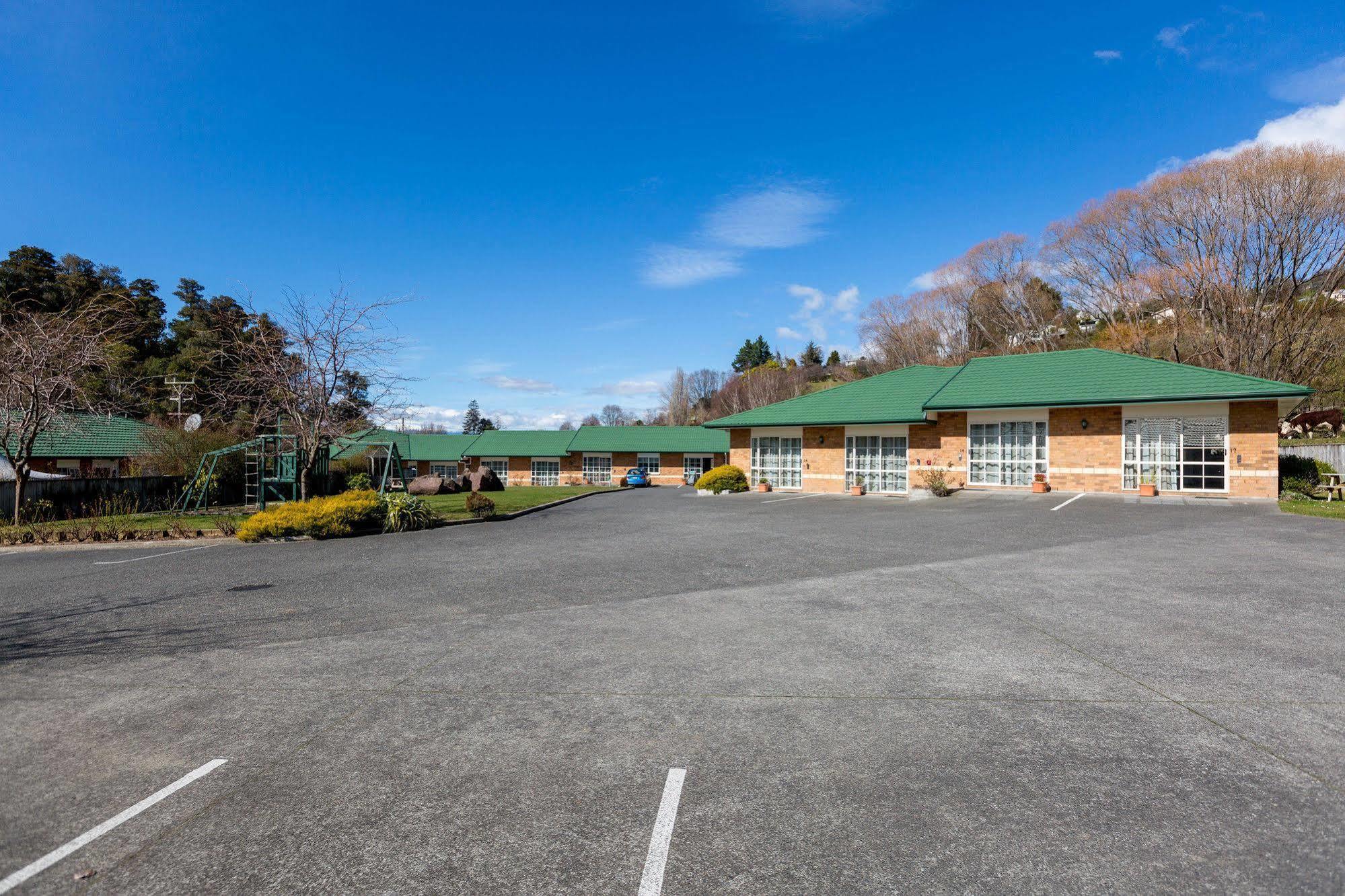Aspen Court Motel Taihape Exterior photo