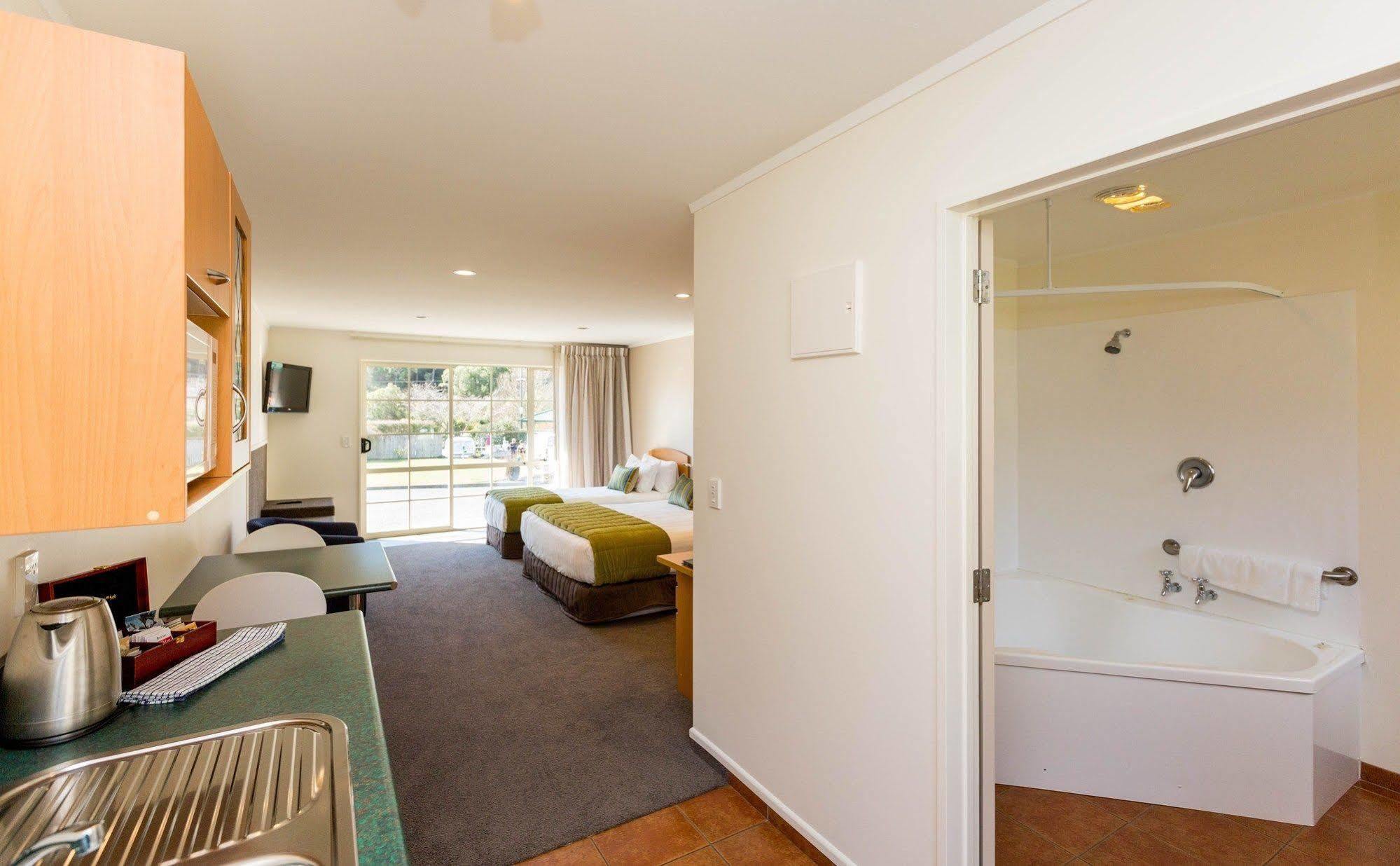 Aspen Court Motel Taihape Exterior photo